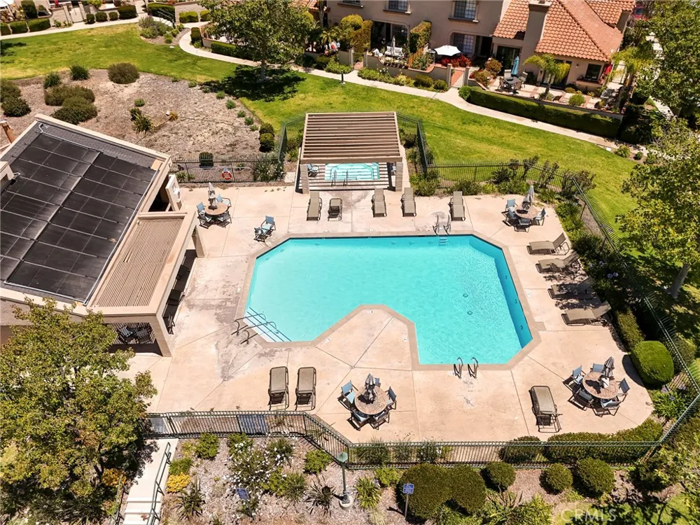 334 Country Club #C Simi Valley, CA 93065