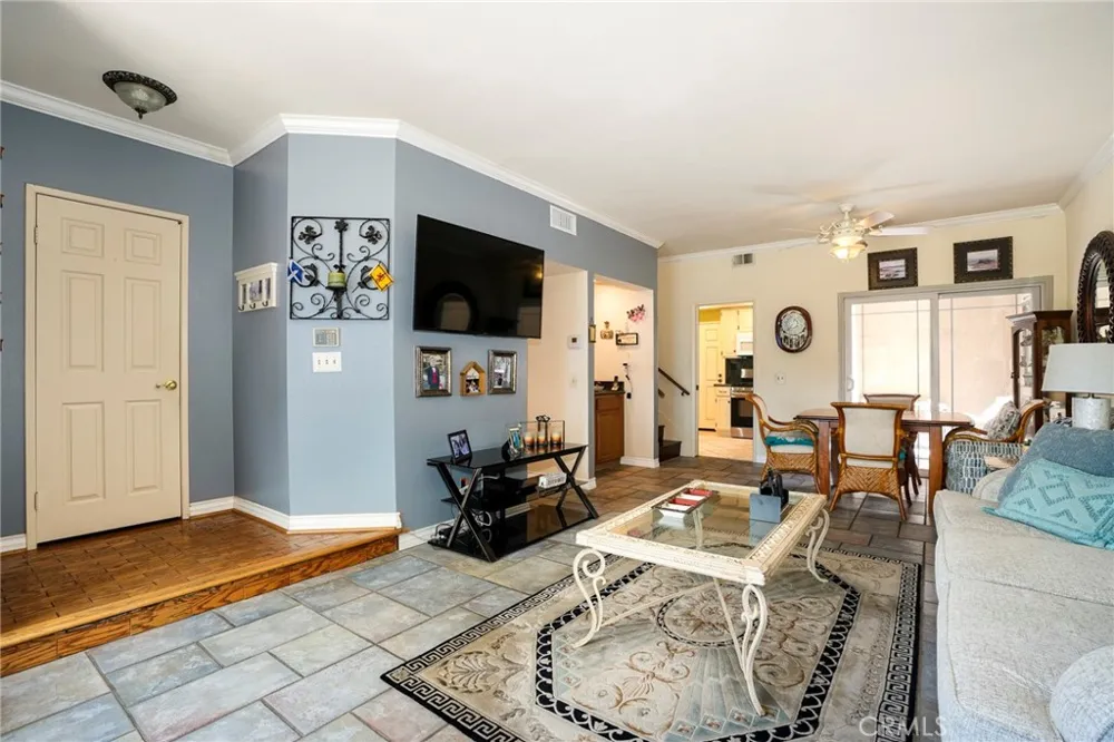 334 Country Club #C Simi Valley, CA 93065