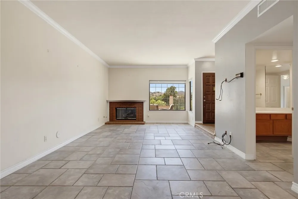 334 Country Club #C Simi Valley, CA 93065