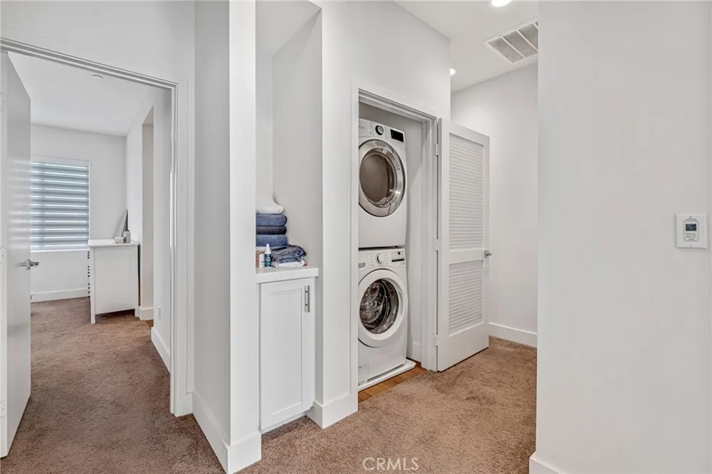 149 E Knox La Habra, CA 90631