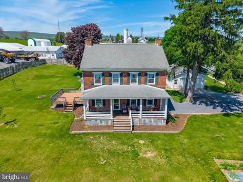 340 APPLEHOUSE ROAD