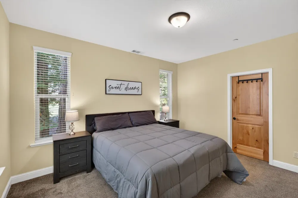 39597 Sunrock Lane Shaver Lake, CA 93664