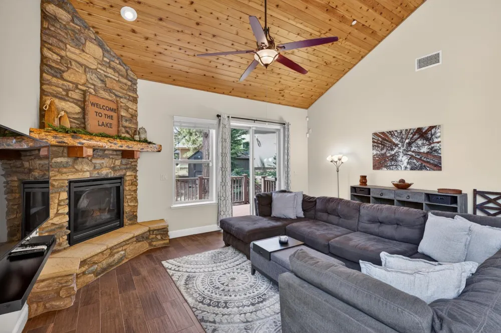 39597 Sunrock Lane Shaver Lake, CA 93664