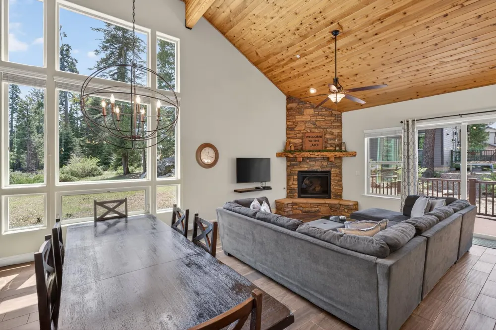 39597 Sunrock Lane Shaver Lake, CA 93664