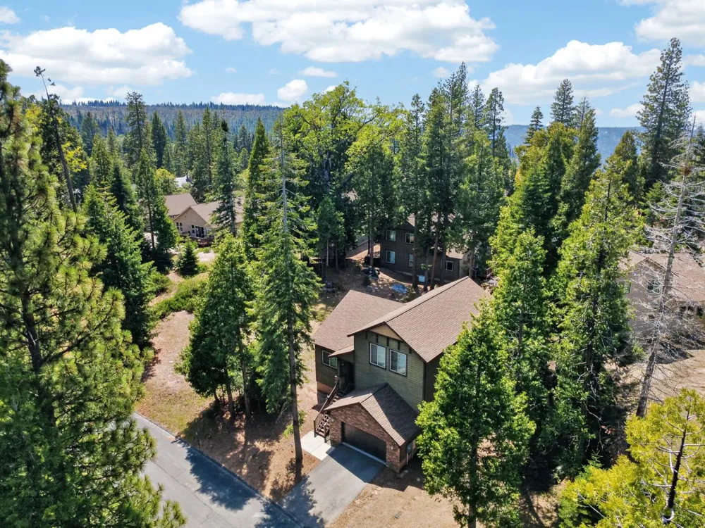 39597 Sunrock Lane Shaver Lake, CA 93664