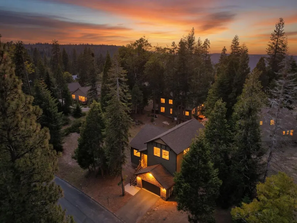39597 Sunrock Lane Shaver Lake, CA 93664