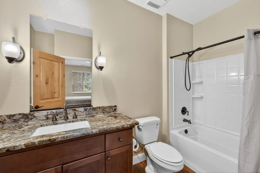 39597 Sunrock Lane Shaver Lake, CA 93664