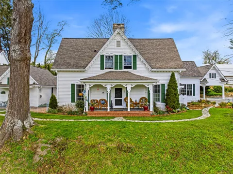 90 Woody Farm Drive