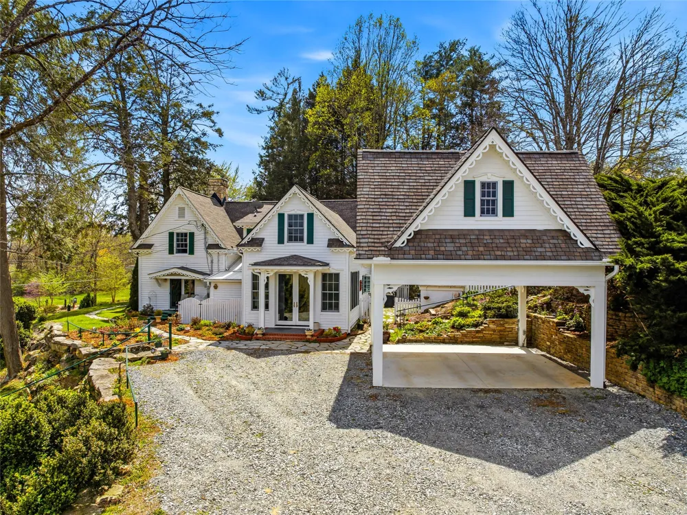 90 Woody Farm Drive Pisgah Forest, NC 28768