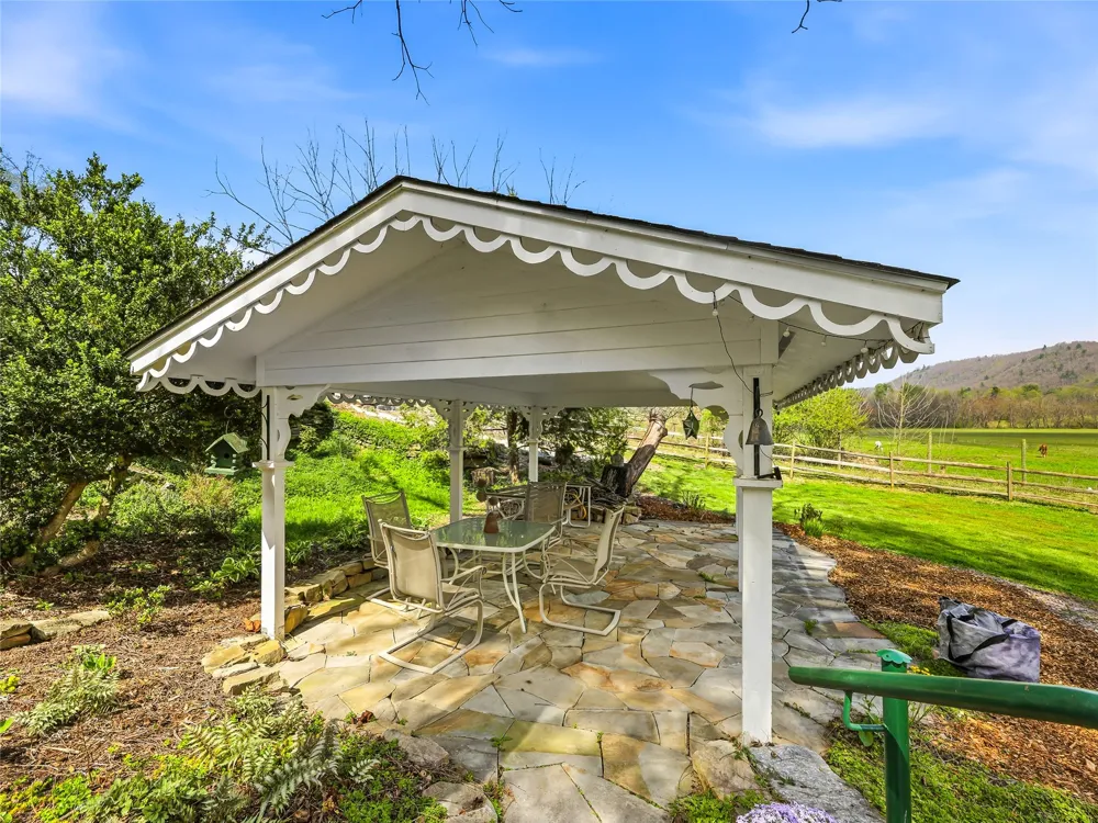 90 Woody Farm Drive Pisgah Forest, NC 28768