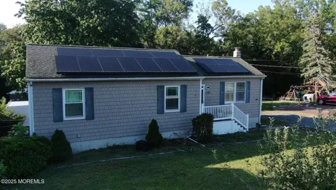 585 Wayside Road