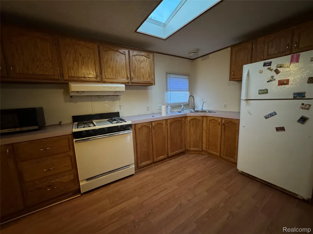 2700 Shimmons Road #161 Auburn Hills City, MI 48326