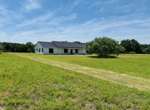 1294 Private Road 7037