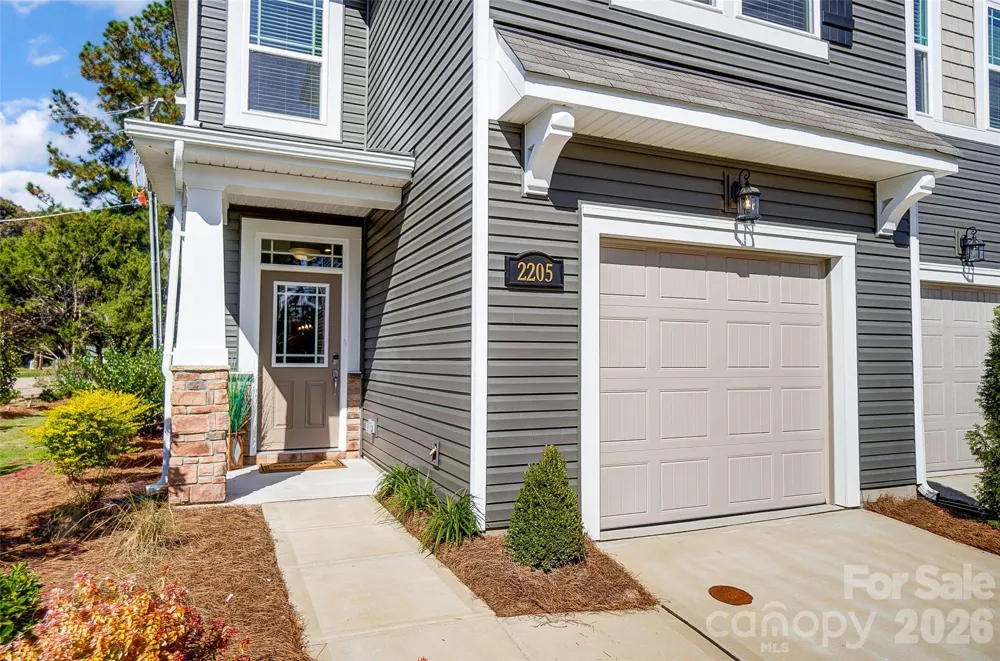 2555 Hedgecliff Road Kannapolis, NC 28025