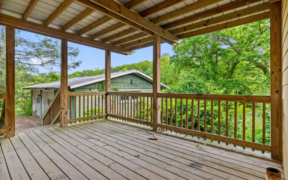 Address Not Shown Signal Mountain, TN 37377