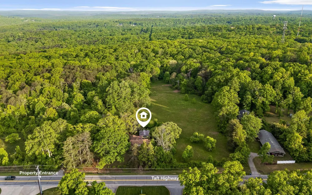 Address Not Shown Signal Mountain, TN 37377