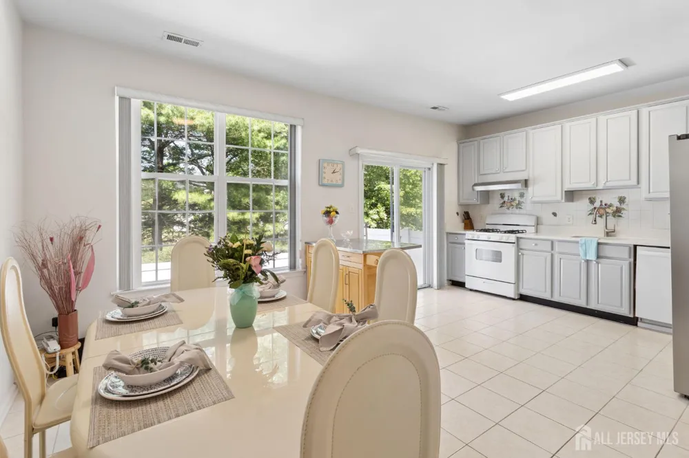 1203 Yarrow Circle South Brunswick, NJ 08810
