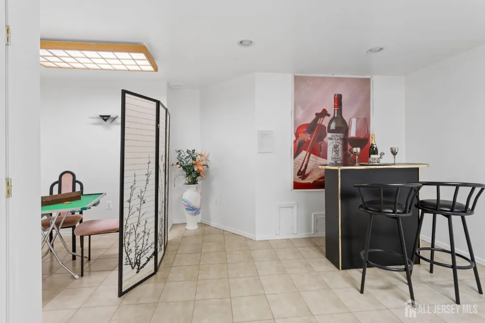 1203 Yarrow Circle South Brunswick, NJ 08810
