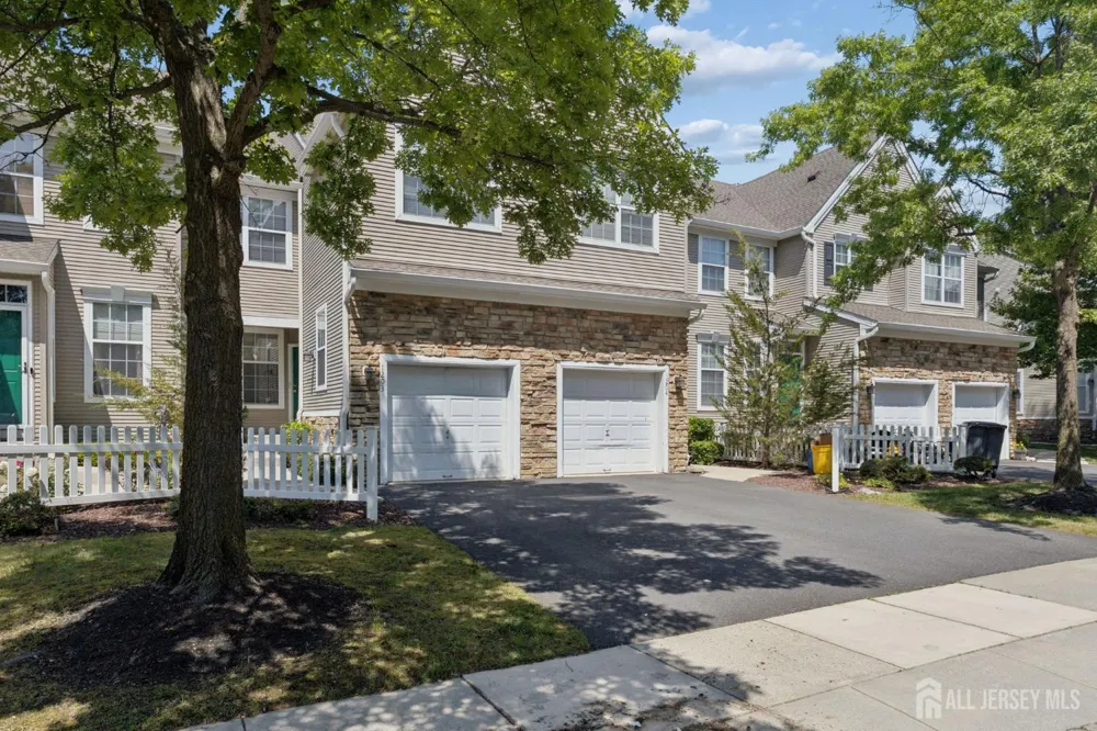 1203 Yarrow Circle South Brunswick, NJ 08810