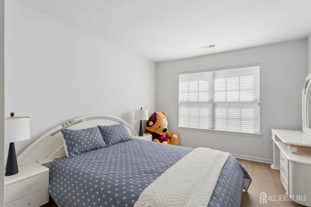 1203 Yarrow Circle South Brunswick, NJ 08810