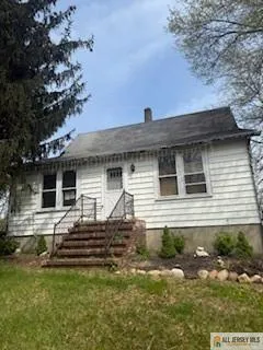 517 Spotswood Englishtown Road