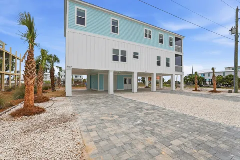 107 Circle Drive