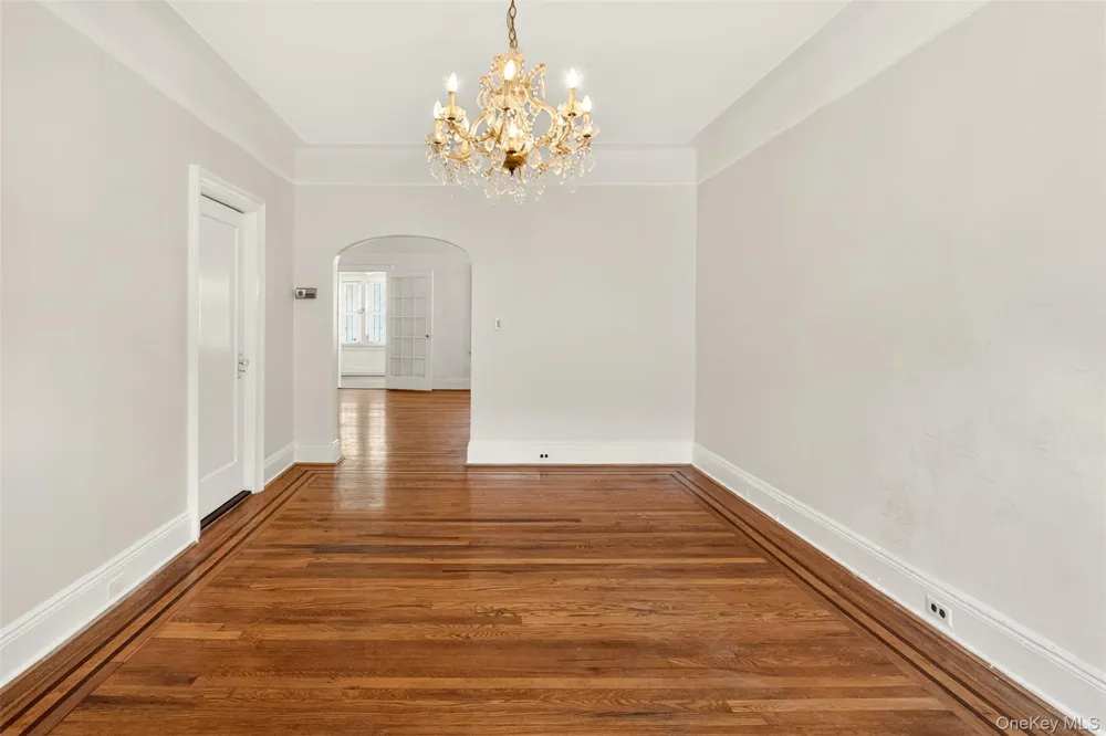 34-39 75th Street Jackson Heights, NY 11372