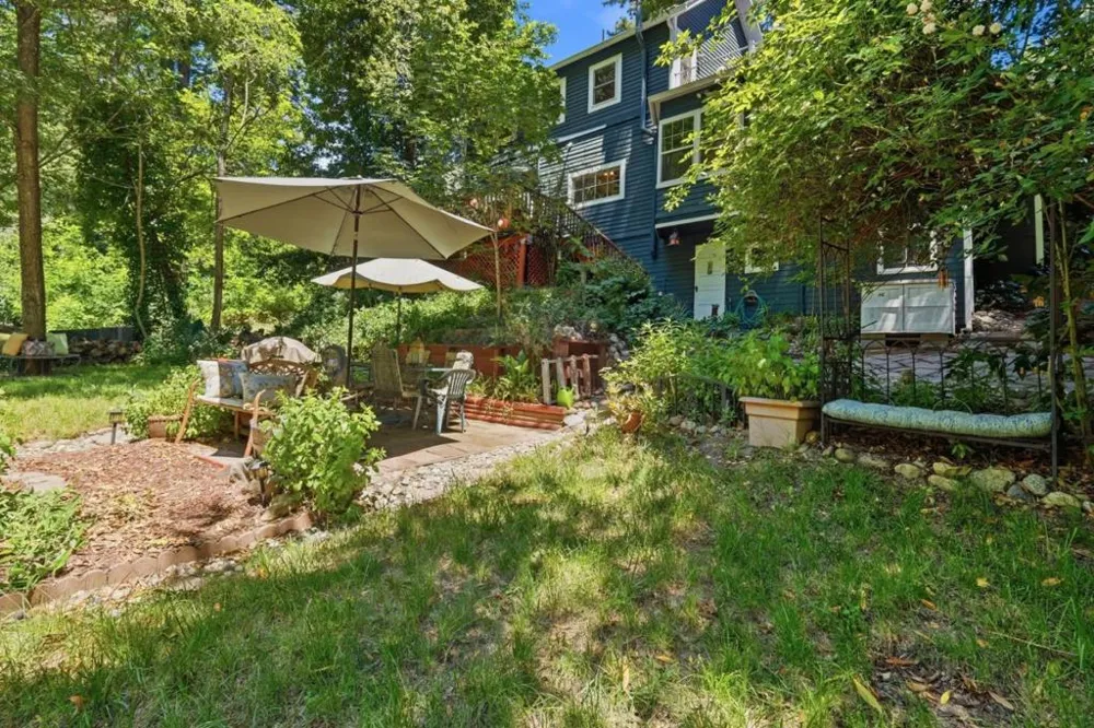 9625 Highway 9 Ben Lomond, CA 95005