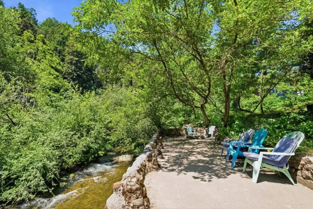 9625 Highway 9 Ben Lomond, CA 95005