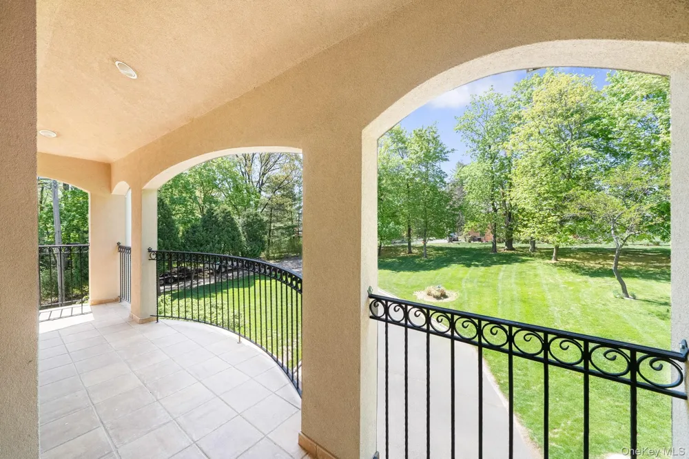 33 Winding Road Farm E Ardsley, NY 10502