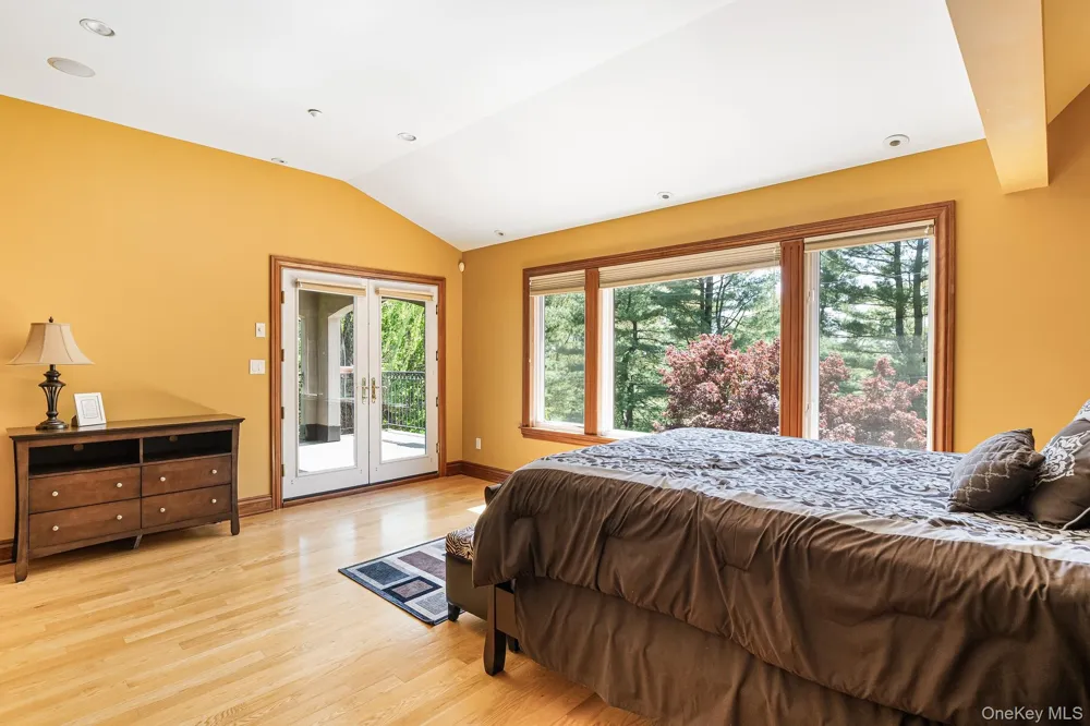 33 Winding Road Farm E Ardsley, NY 10502