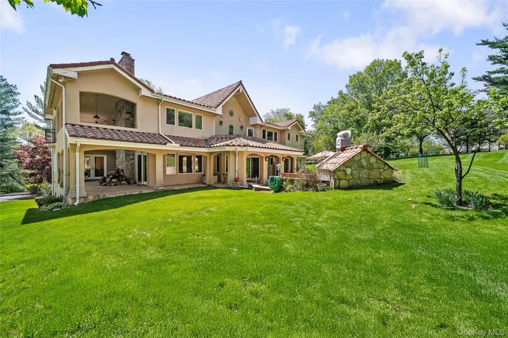33 Winding Road Farm E Ardsley, NY 10502