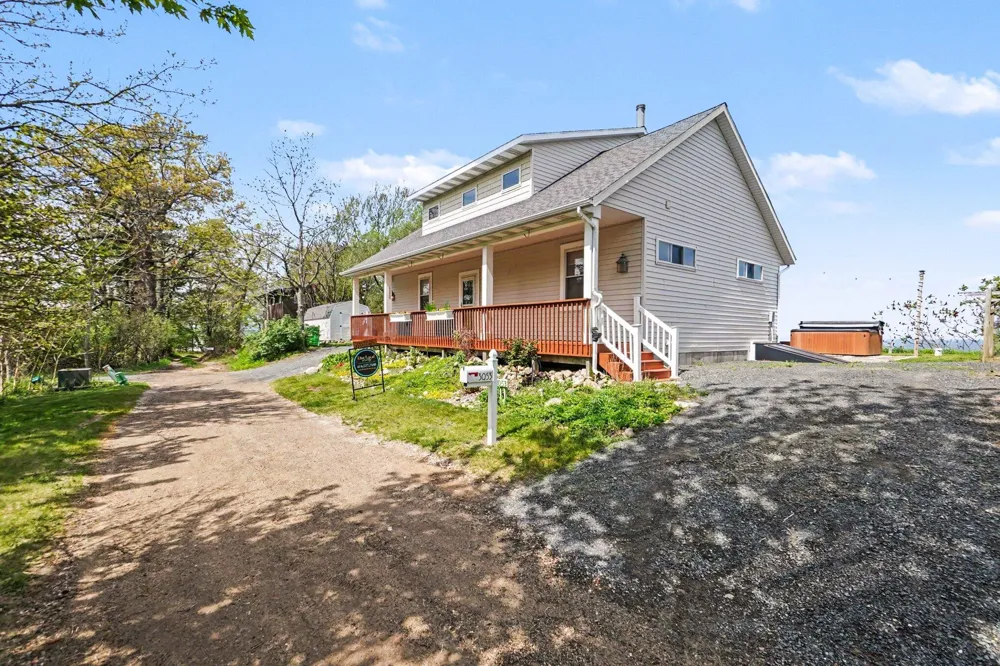3053 Lakeshore Drive Mears, MI 49436