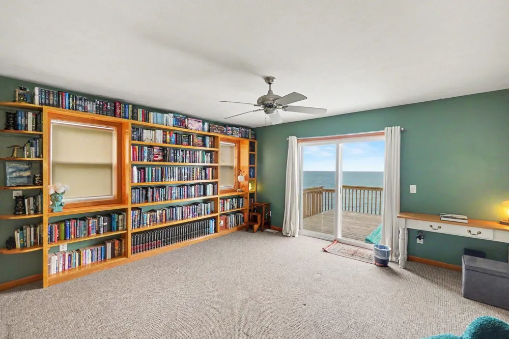 3053 Lakeshore Drive Mears, MI 49436
