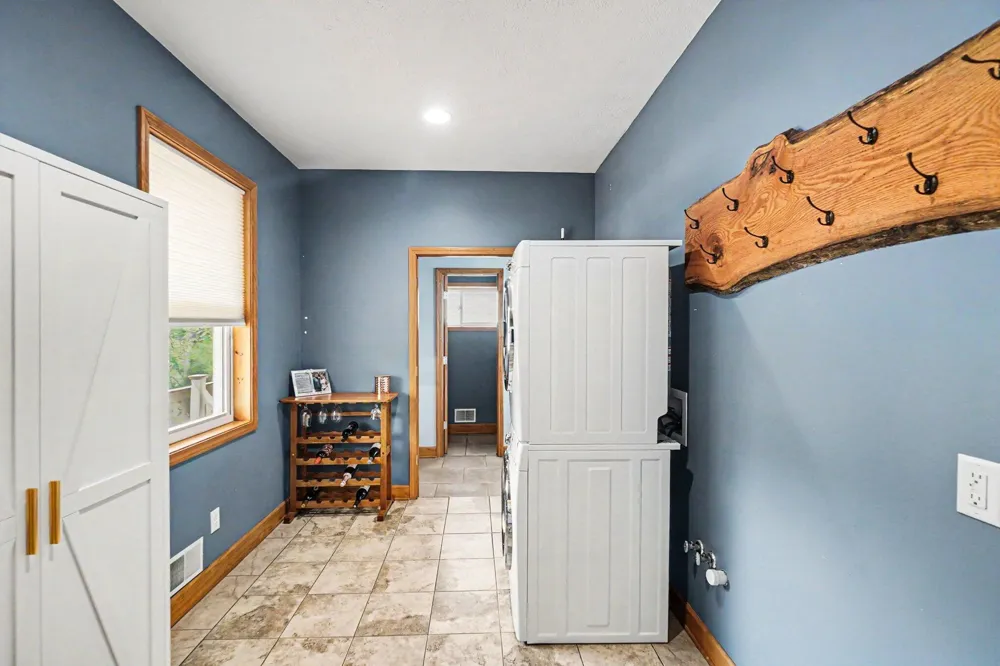 3053 Lakeshore Drive Mears, MI 49436