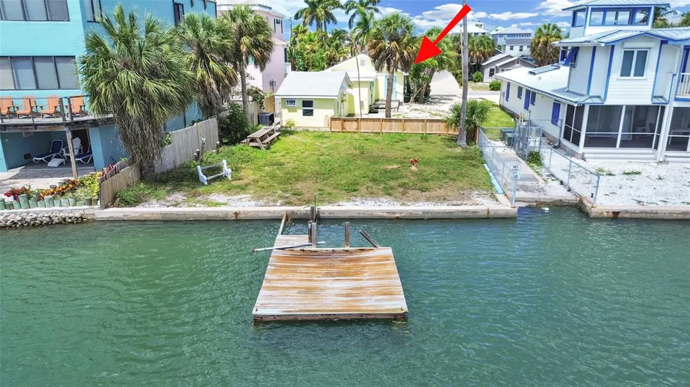 201 90TH AVENUE Treasure Island, FL 33706