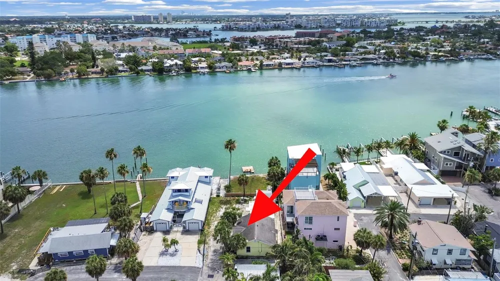 201 90TH AVENUE Treasure Island, FL 33706