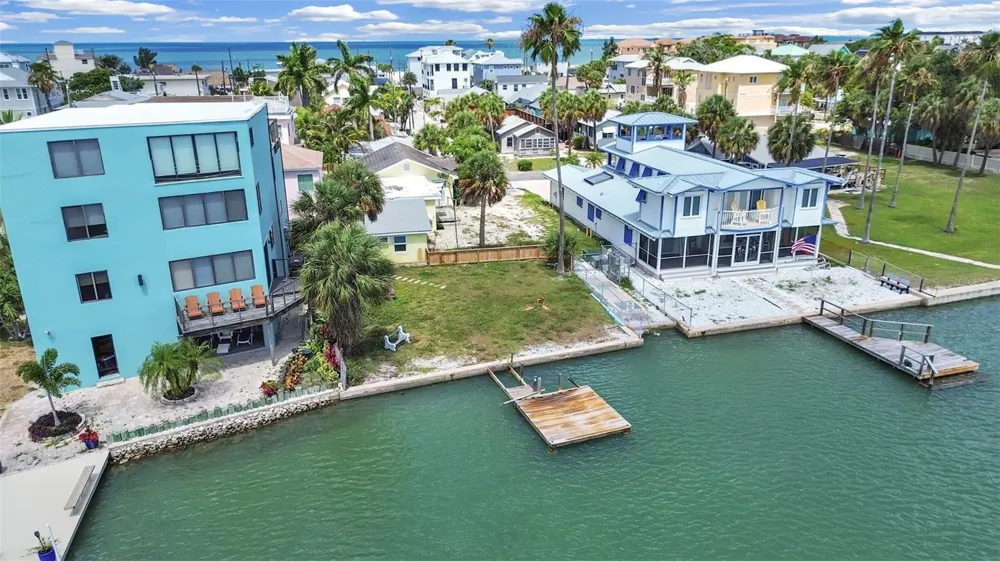 201 90TH AVENUE Treasure Island, FL 33706