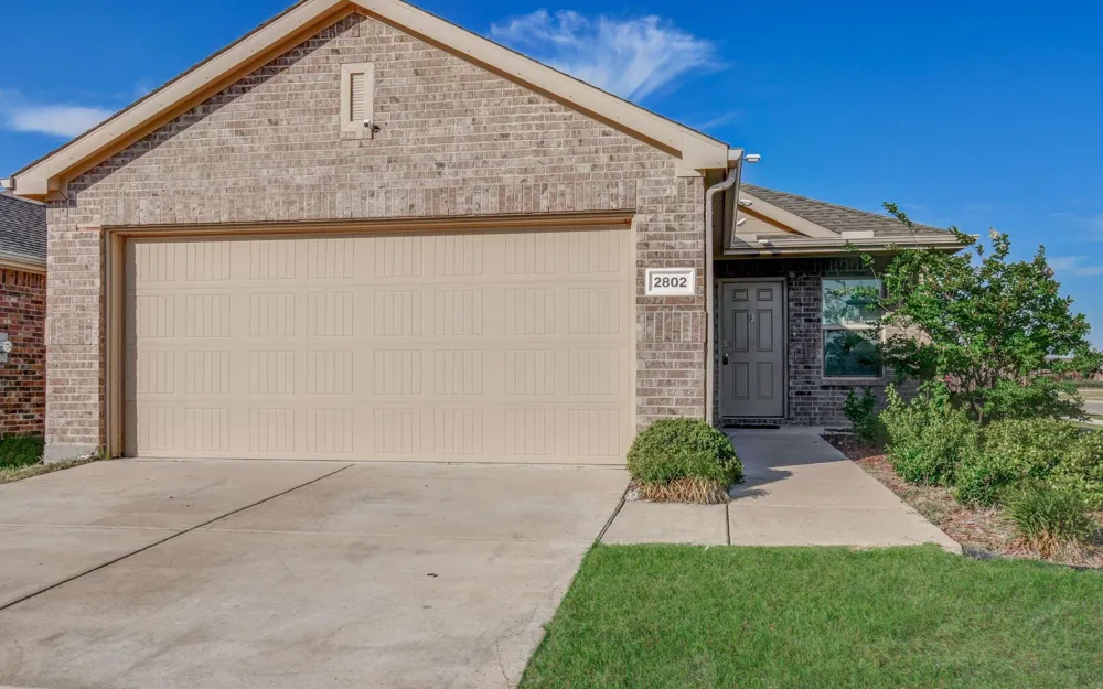 2802 Highgarden Trail Crandall, TX 75114