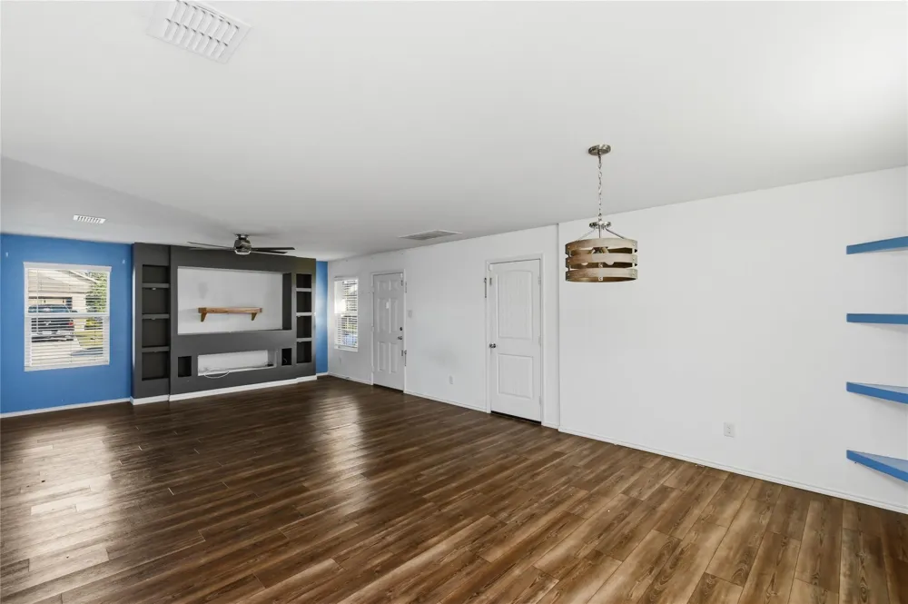 2802 Highgarden Trail Crandall, TX 75114