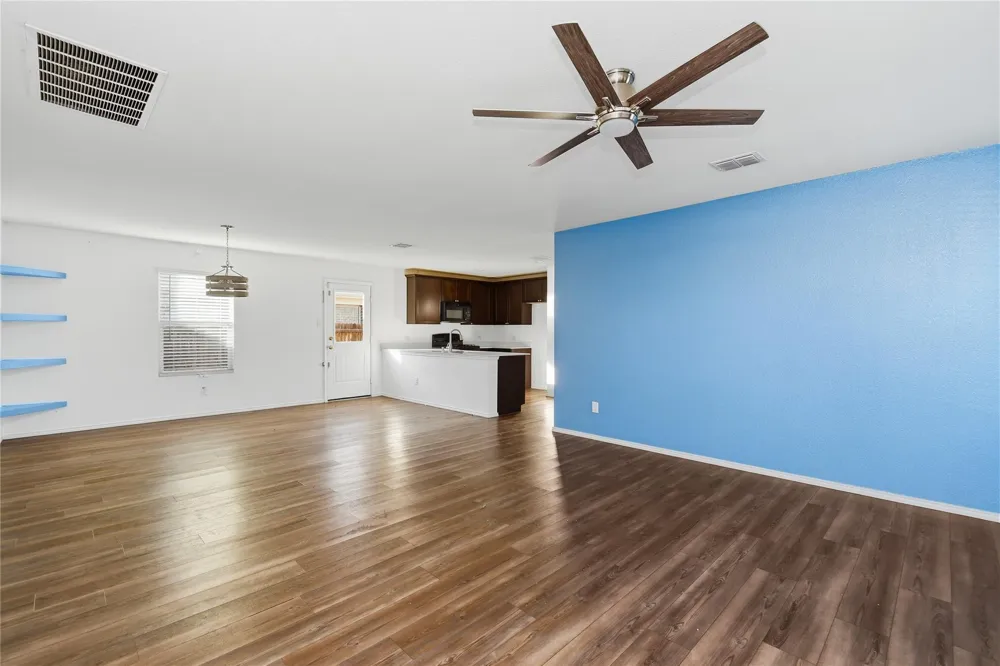 2802 Highgarden Trail Crandall, TX 75114