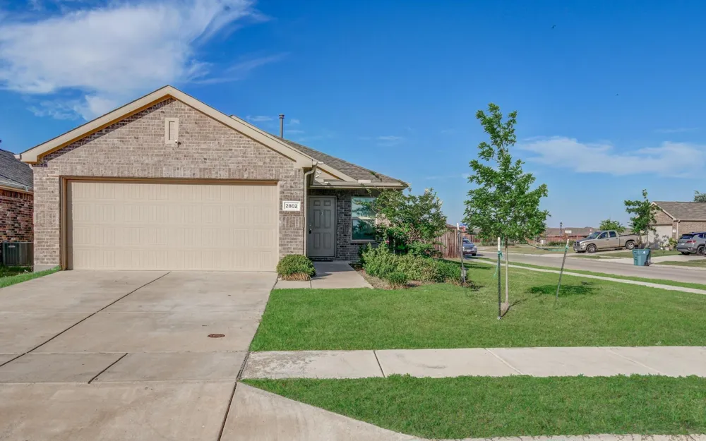 2802 Highgarden Trail Crandall, TX 75114