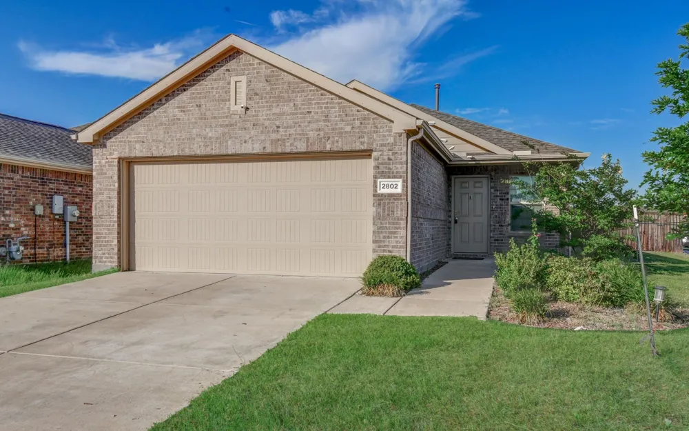 2802 Highgarden Trail Crandall, TX 75114
