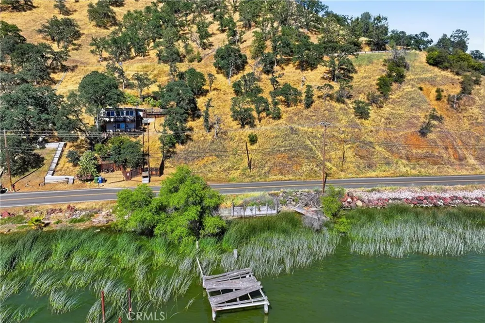 12690 Lakeshore Clearlake, CA 95422