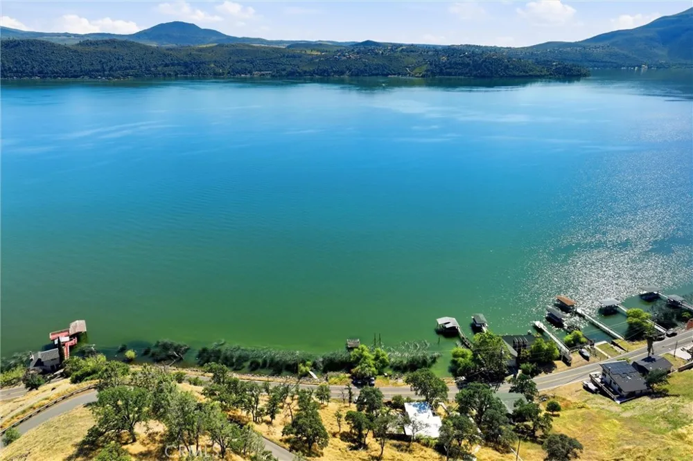 12690 Lakeshore Clearlake, CA 95422