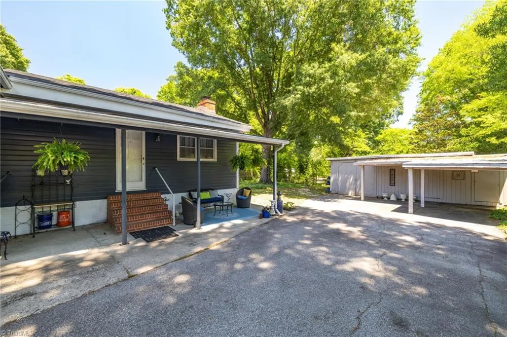 422 Patrick Street Eden, NC 27288