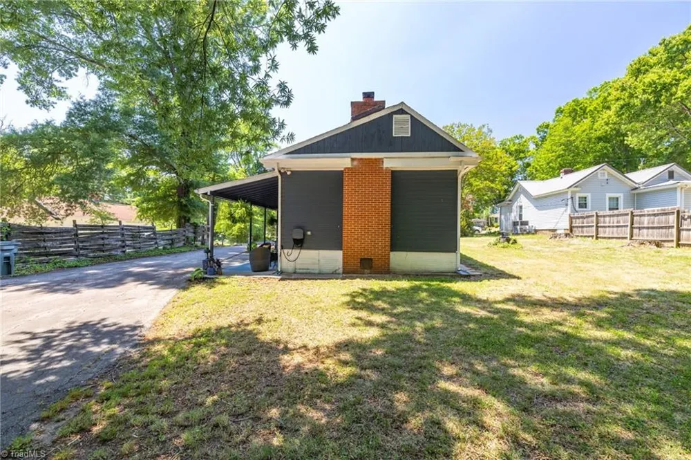 422 Patrick Street Eden, NC 27288