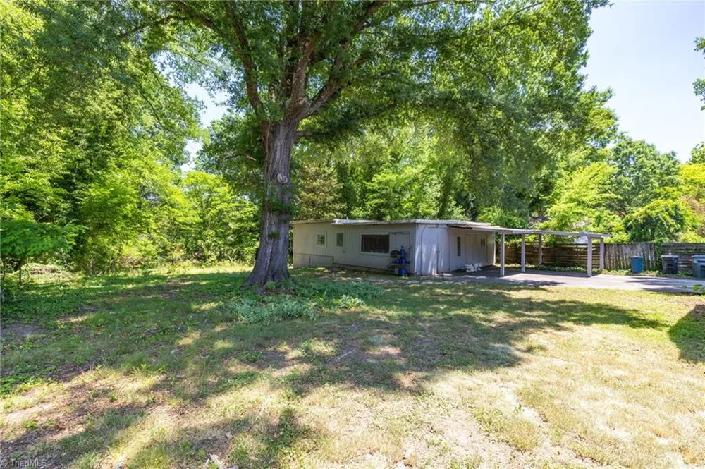 422 Patrick Street Eden, NC 27288