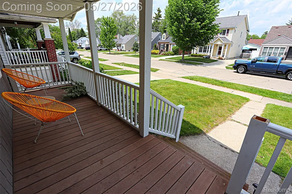 1149 Cambridge Road Berkley City, MI 48072