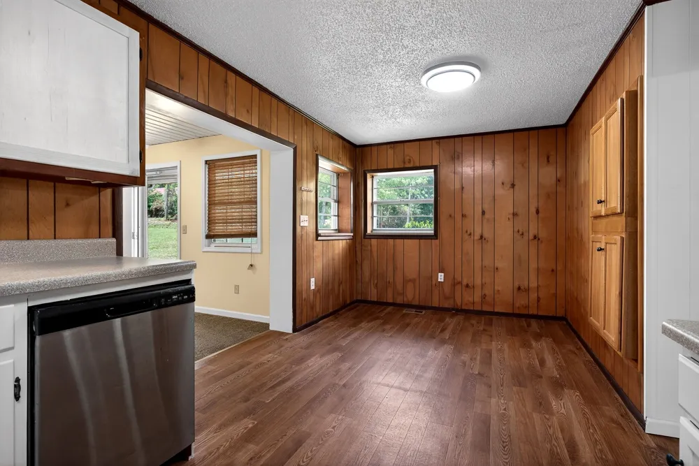 1372 Jamestown Hwy Livingston, TN 38570